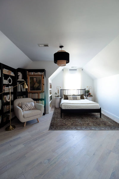 White oak hardwood flooring with white hardwax oil wood finish on them.