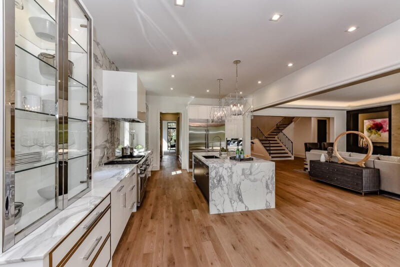 Kitchen with Rubio Monocoat finished wood floors.