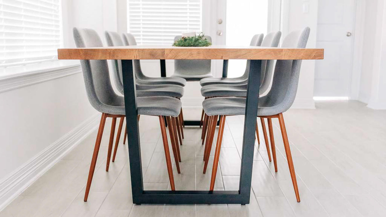 A contemporary white oak table finished with Rubio Monocoat Oil Plus 2C hardwax oil wood stain and finish for interior wood projects.