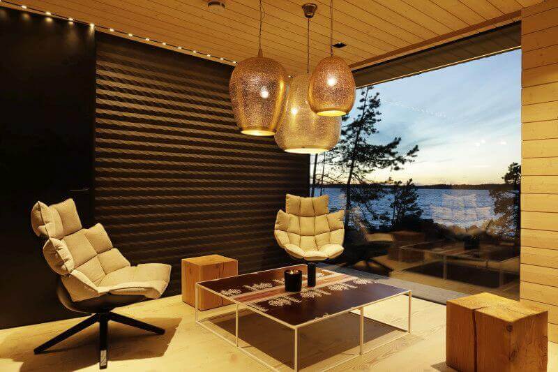 Study in private house features wood finished with Rubio Monocoat products.