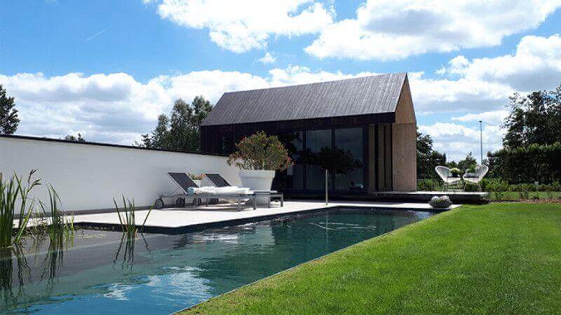 Pool house in Belgium finished with Rubio Monocoat.
