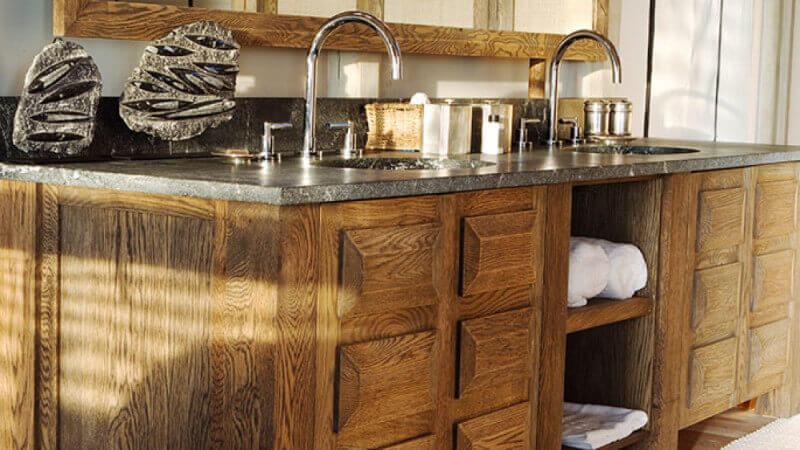 Beautiful oak wood brought to life with Rubio Monocoat hardwax oil finish.