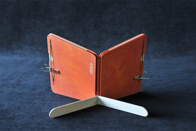 Colorful book saddle.