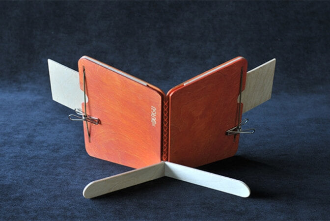Colorful book saddle.