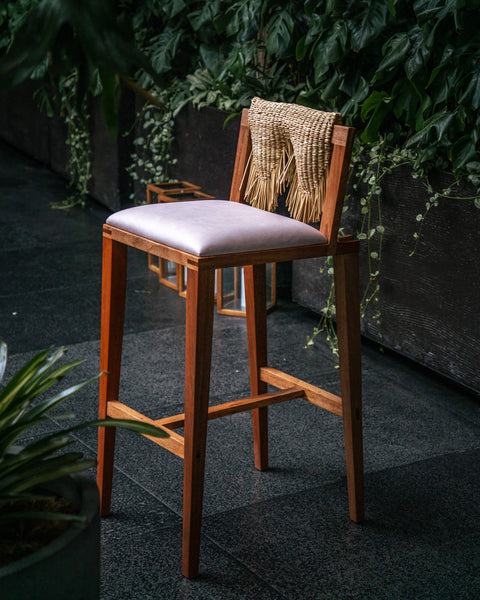 A chair handmade from Cachimbo wood finished with Rubio Monocoat Oil Plus 2C "Pure".