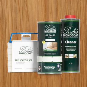 Oil Plus 2C Pure 1.3-liter bundle with cleaner, accelerator, and applicator set