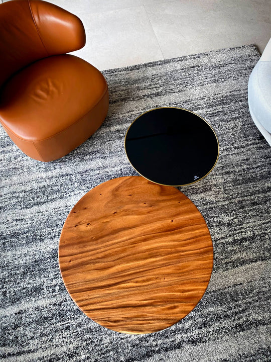 Wood grain on a monkey pod coffee table finished with Rubio Monocoat Oil Plus 2C hardwax oil wood stain and finish in one.