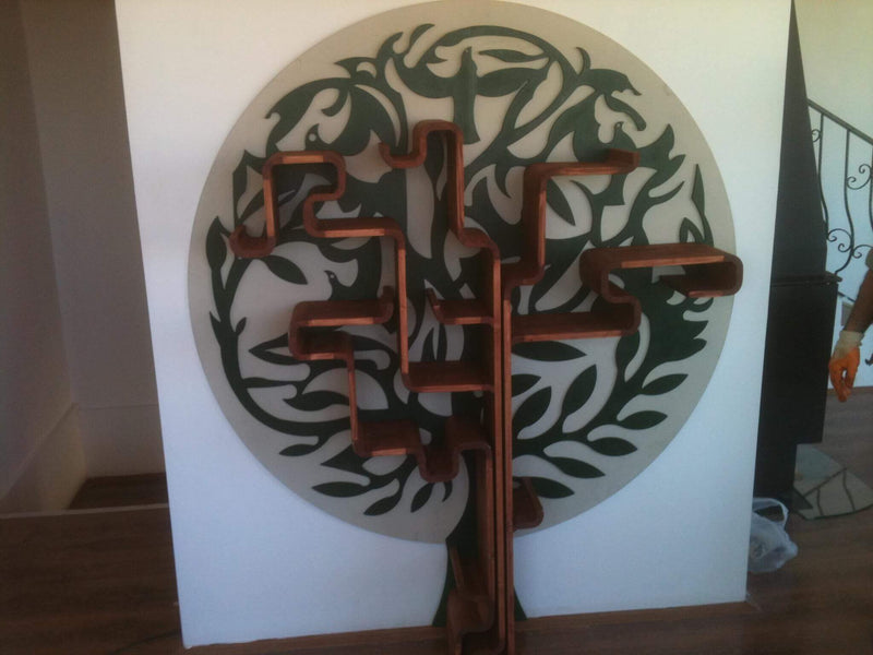 Asian restaurant logo with wood extruding from it.